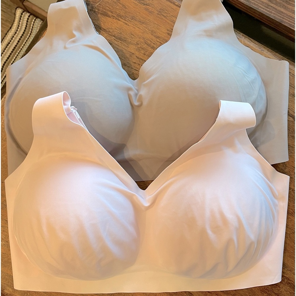 NWOT 2 Women’s Bras